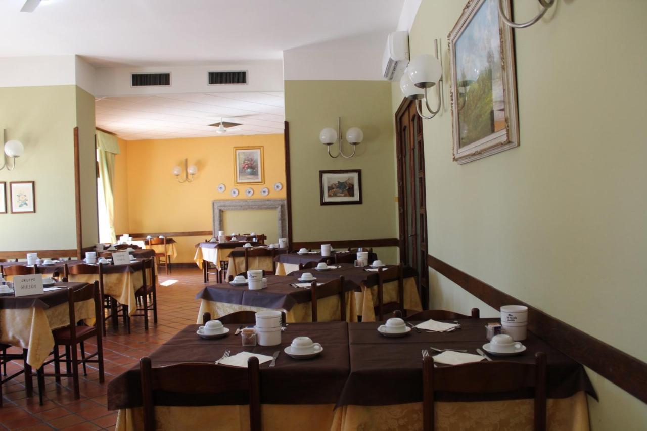 Hotel Il Portico By Lvg Hotel Collection Cannobio Exteriör bild