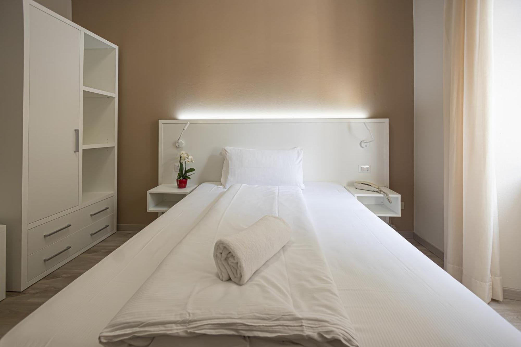 Hotel Il Portico By Lvg Hotel Collection Cannobio Rum bild
