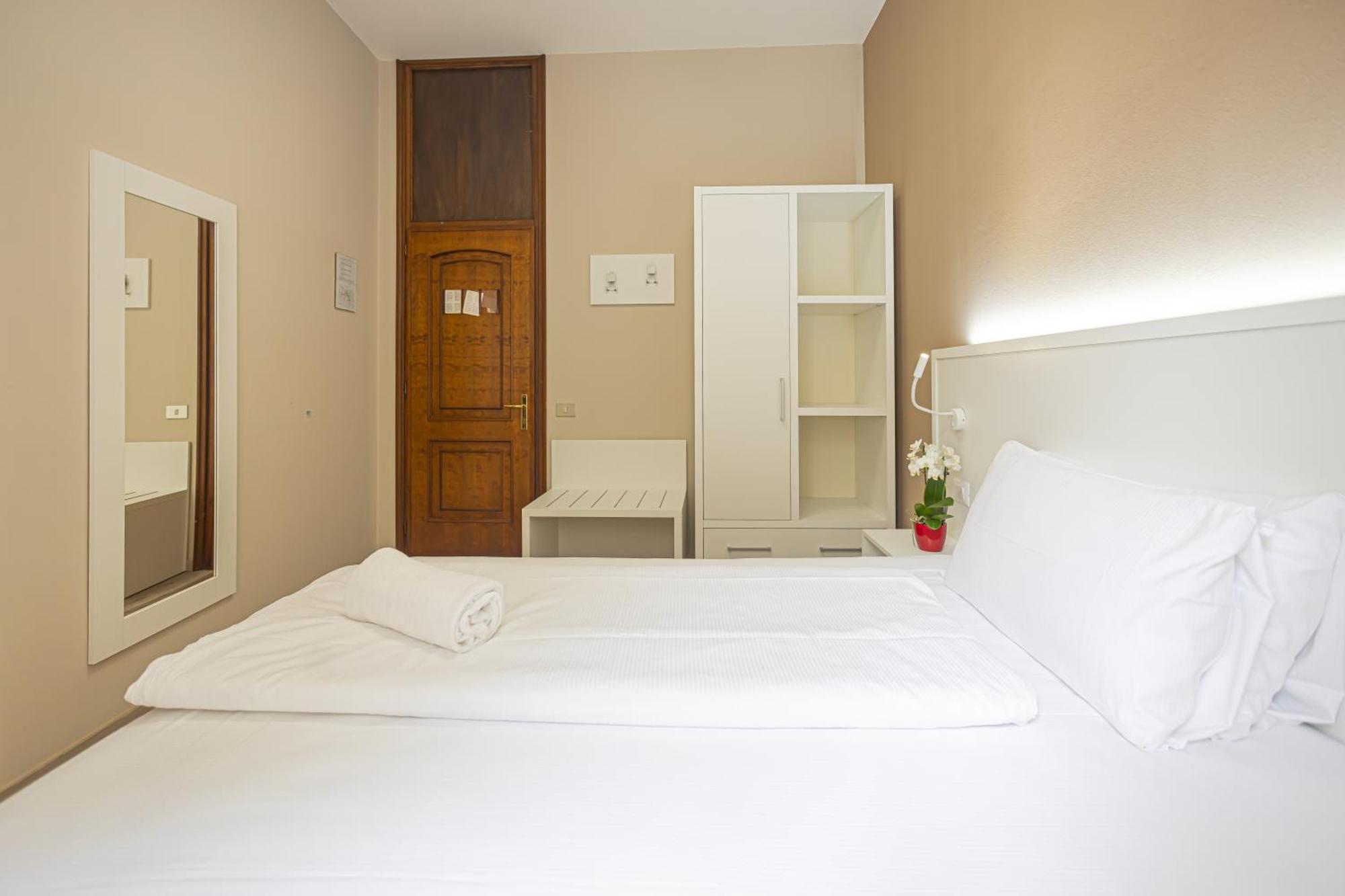 Hotel Il Portico By Lvg Hotel Collection Cannobio Rum bild
